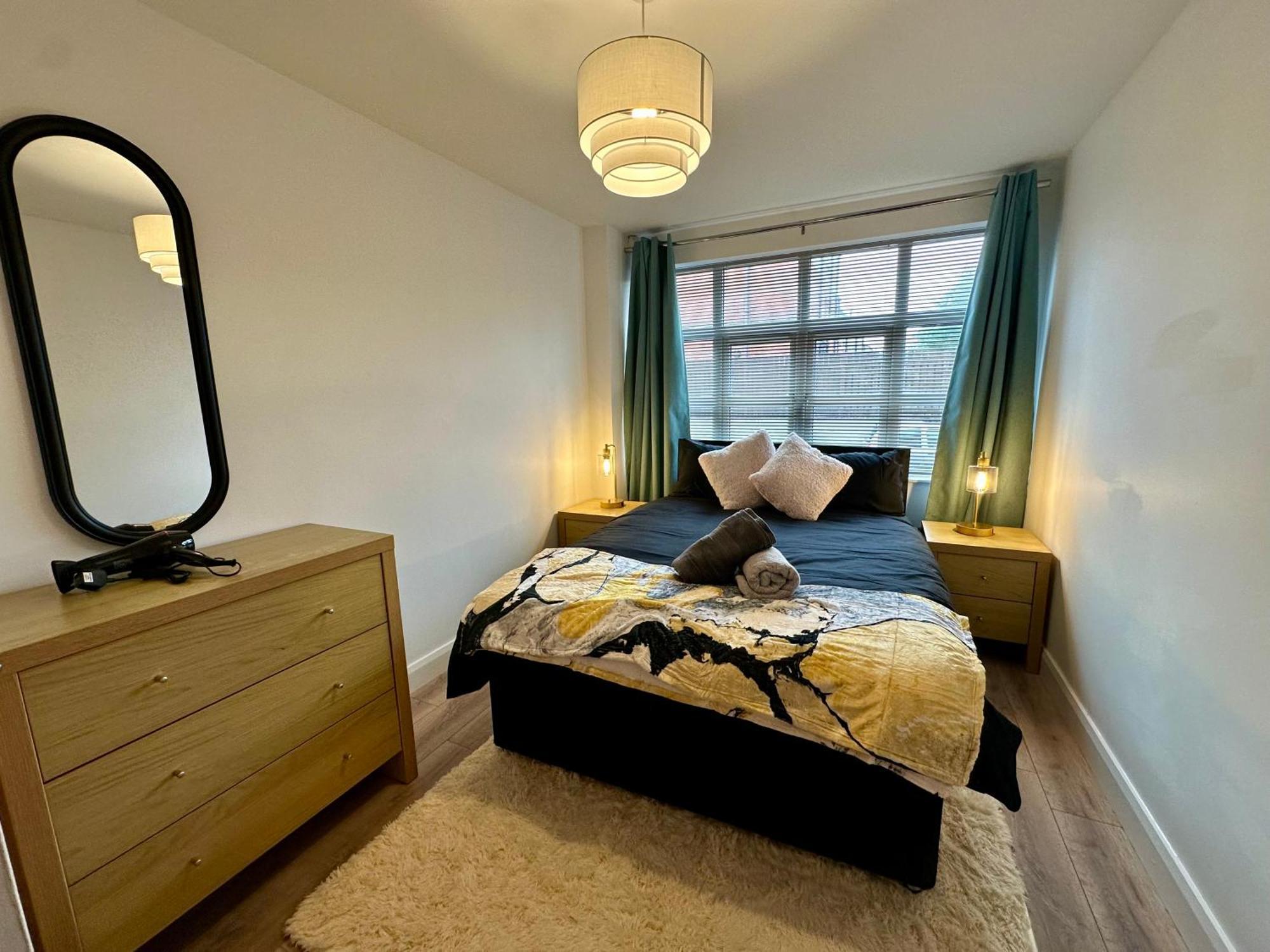 2Br City Side Apartment Belfast Exterior foto
